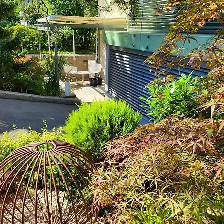 Romantic Nest With Free Parking *