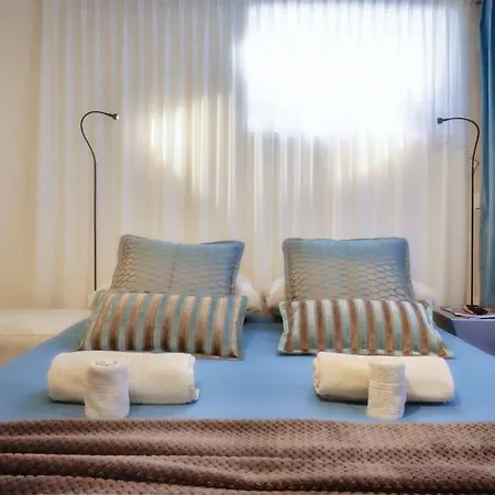 Romantic Nest With Free Parking *