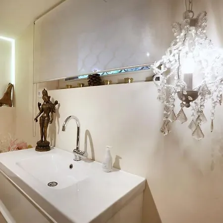 Romantic Nest With Free Parking Appartement Ljubljana